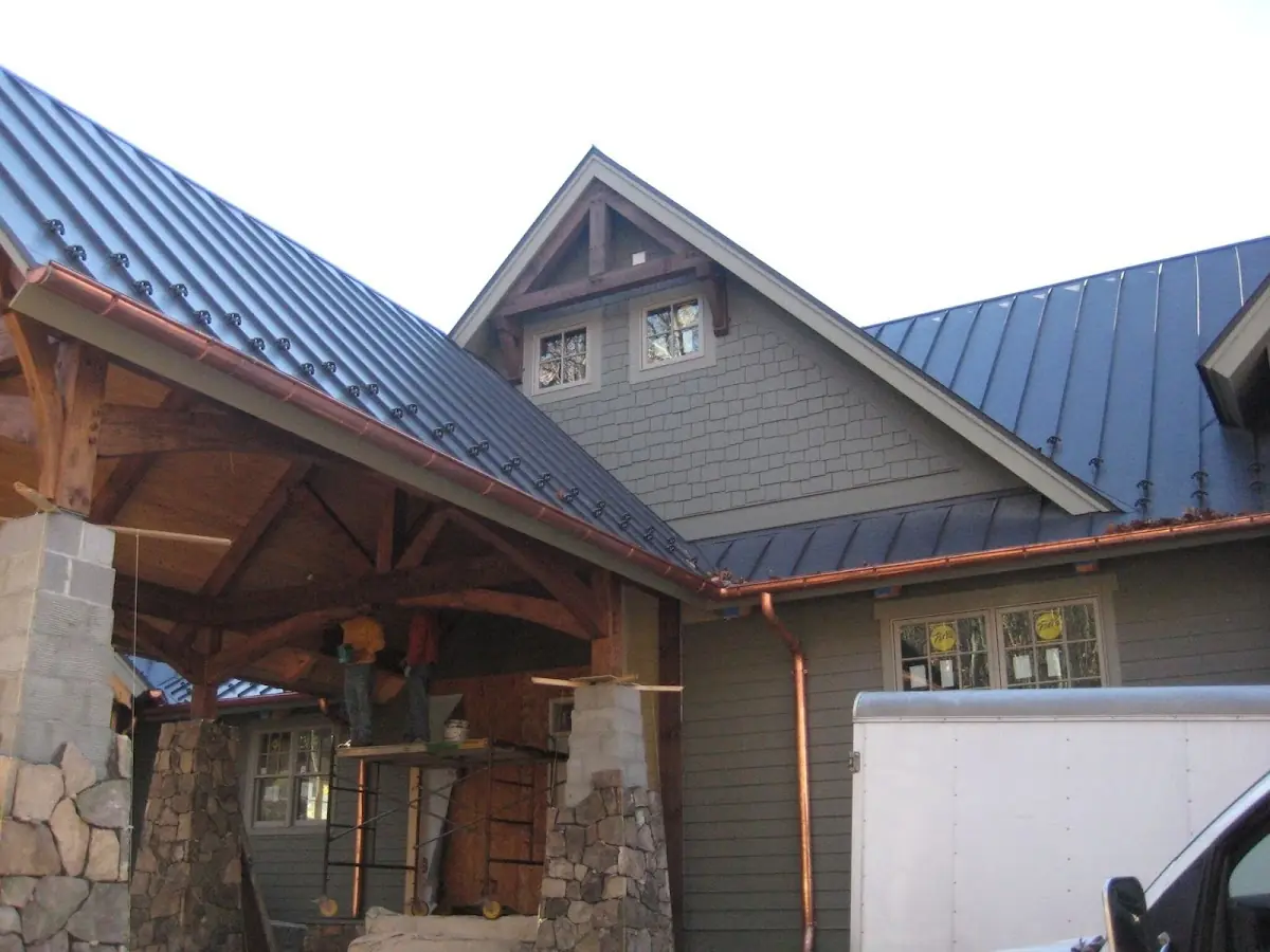 Craftsman Roofing team delivering quality roofing work in Hubbard Woods